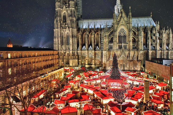 Cologne Cathedral and the Christmas market