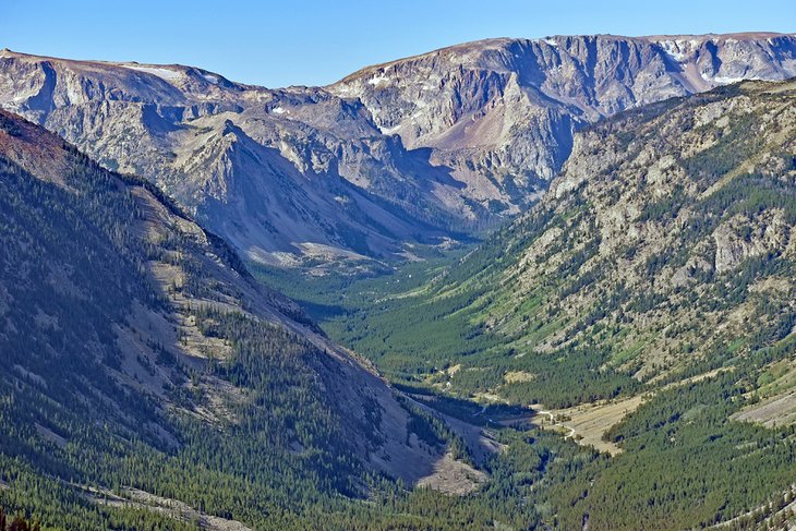 Spectacular view along the Beartooth Highway