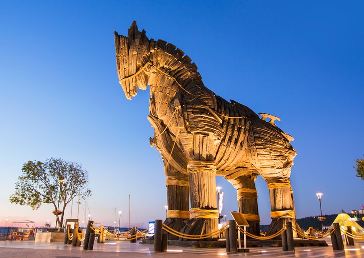 Çanakkale's Trojan horse