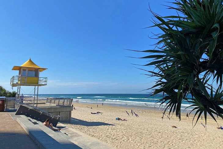 View to the north along Surfers Paradise Beach