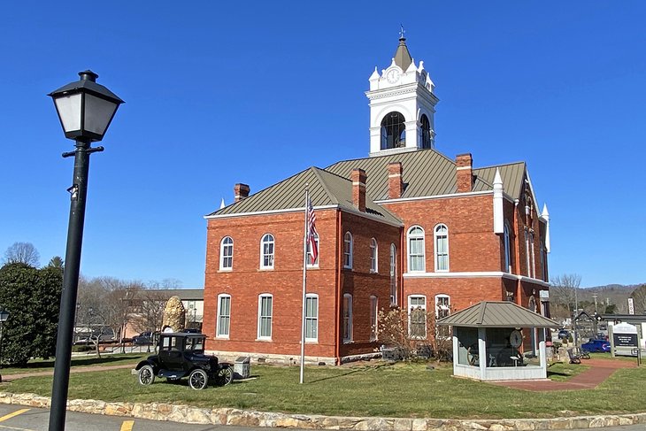 Union County Historical Courthouse in Blairsville