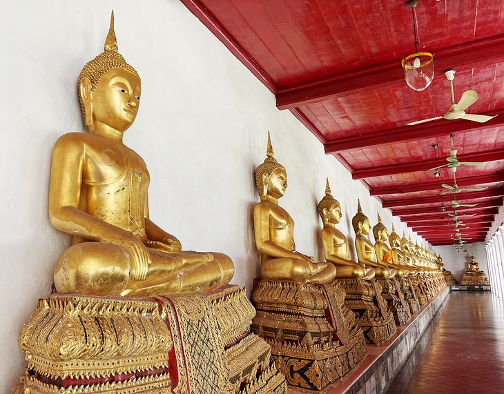 Buddhas at Wat Mahathat in Bangkok
