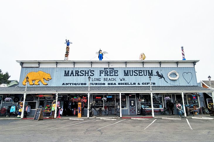 Marsh's Free Museum