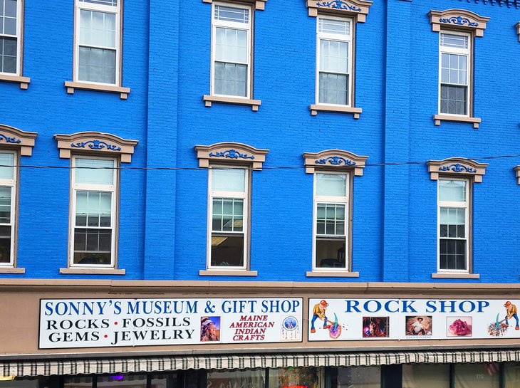 Sonny's Museum & Rock Shop