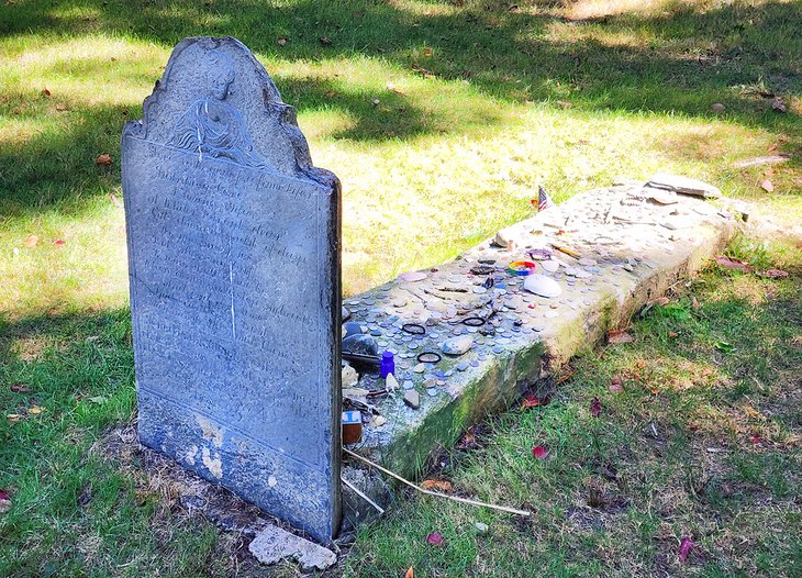 "York Witch Grave" at the Old Parish Cemetery