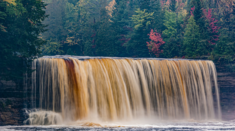 The upper falls at Tahquamenon Falls State Park