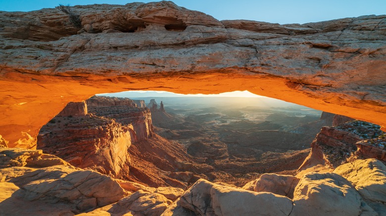 Mesa Arch at sunrise in Canyonlands National Park