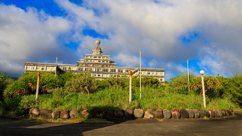 Exterior of Hachijo Royal Hotel ruins