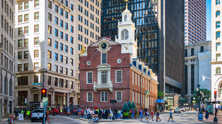 Front of the Old State House facade