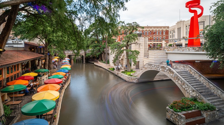 San Antonio Riverwalk and bridge