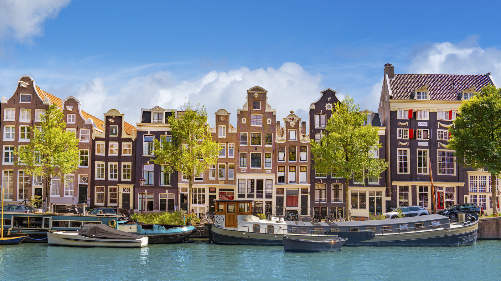 Amsterdam's 11 Must-Visit Tourist Attractions You Should Never Skip