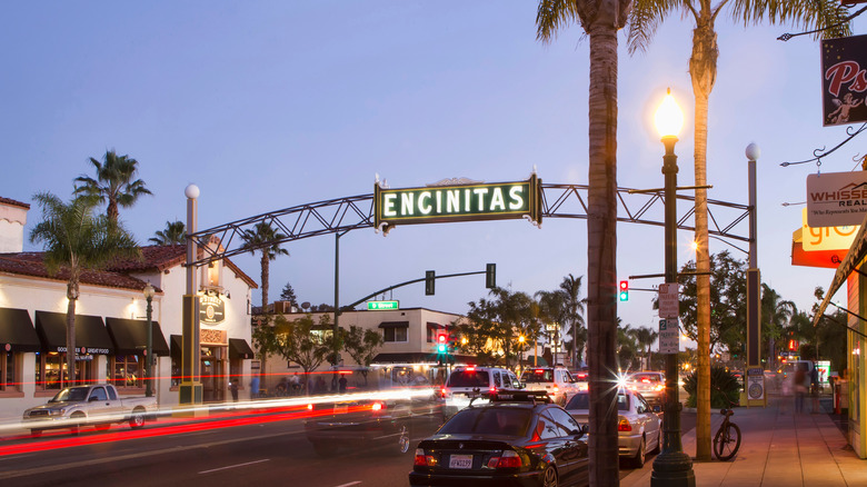 A sign for Encinitas