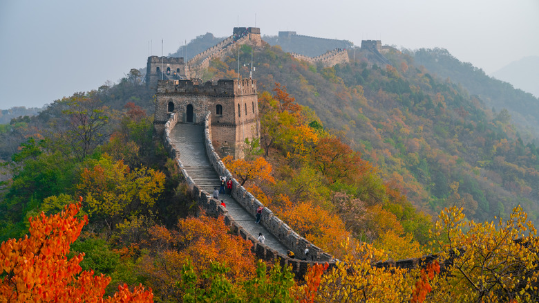 Autumn scenery along the Great Wall of China