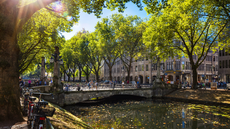 A bridge over the canal in the center of the Königsallee boulevar