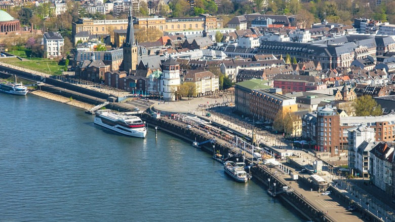 Aerial view of Düsseldorf's Rhine Embankment Promenade area on a sunny day
