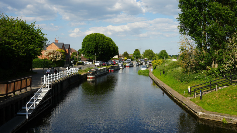 The narrowboat canals of England