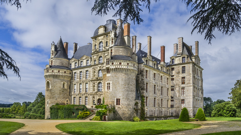 Exterior of Château de Brissac showcasing its seven stories