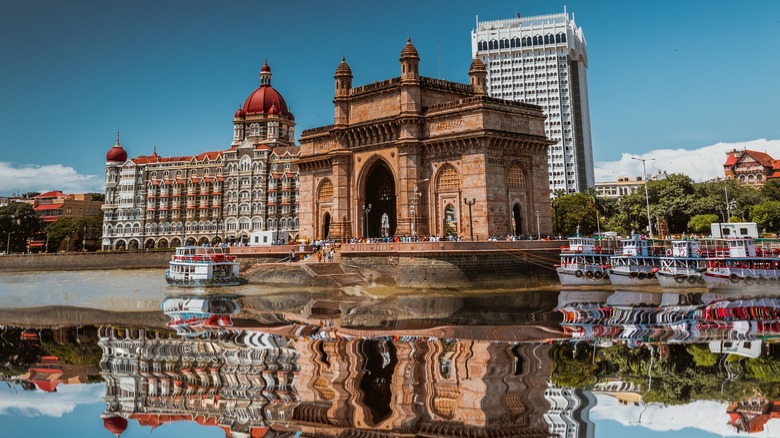 Gateway of India overlooking Arabian Sea