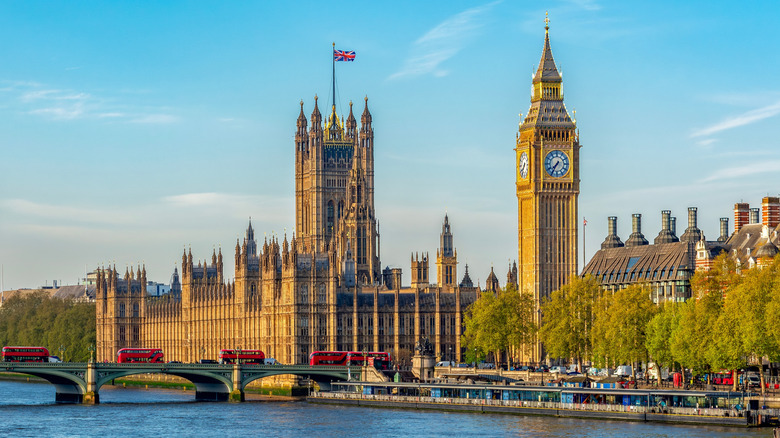 Big Ben with Houses of Parliament and Westminster bridge
