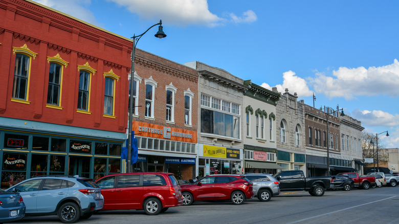 Colorful downtown Carthage, Missouri