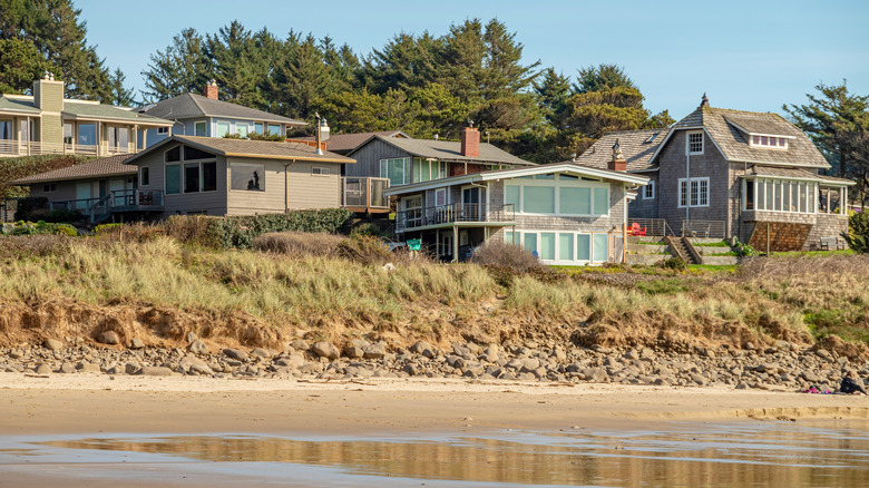 Coastal homes in Manzanita, Oregon