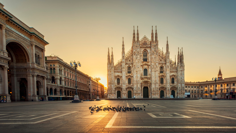 Duomo Di Milani at sunset, Milan, Italy