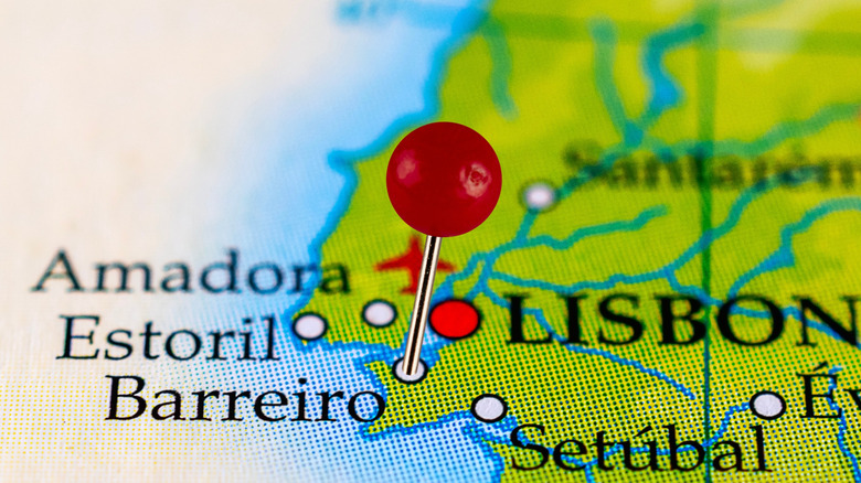 A map of Portugal's western coast