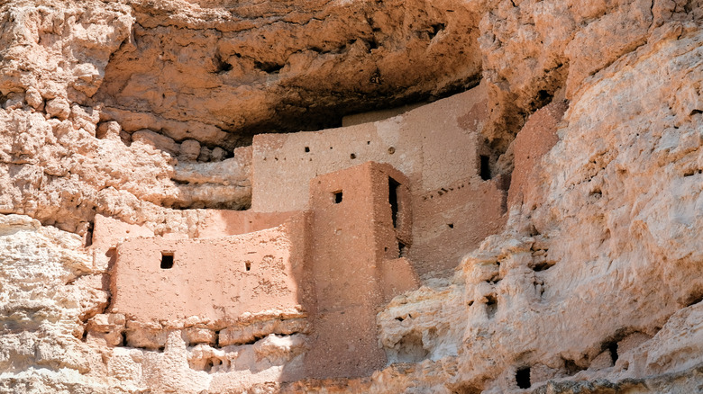 a panoramic view of the Montezuma Castle
