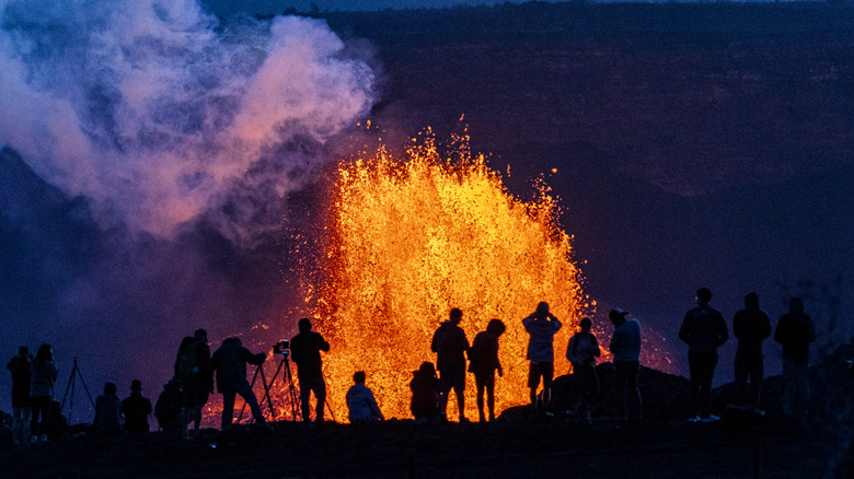 Kilauea erupting in 2025 at Hawaii Volcanoes National Park