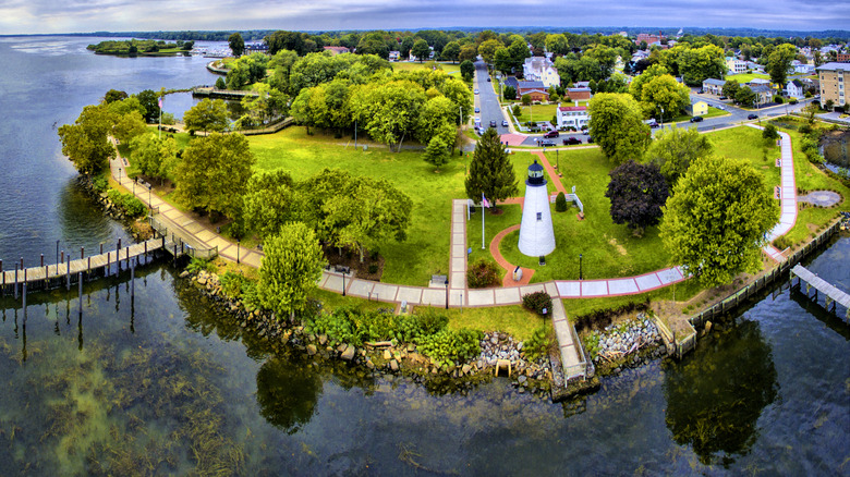 An overhead view of the Havre de Grace Promenade and the Concord Point Lightouse