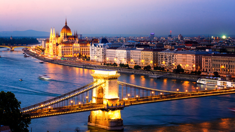 A night view of Budapest and its iconic Chain Bridge spanning the Danube
