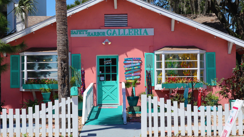 a pink building housing a gallery in Safety Harbor