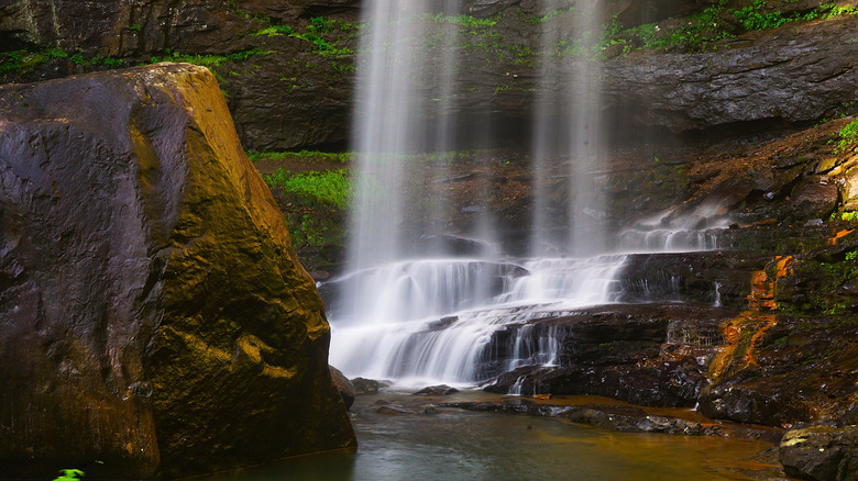 Hemlock Falls at Cloudland Canyon State Park in Georgia