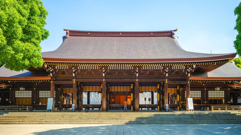 View of the main shrine at Meiji Shrine on a sunny day