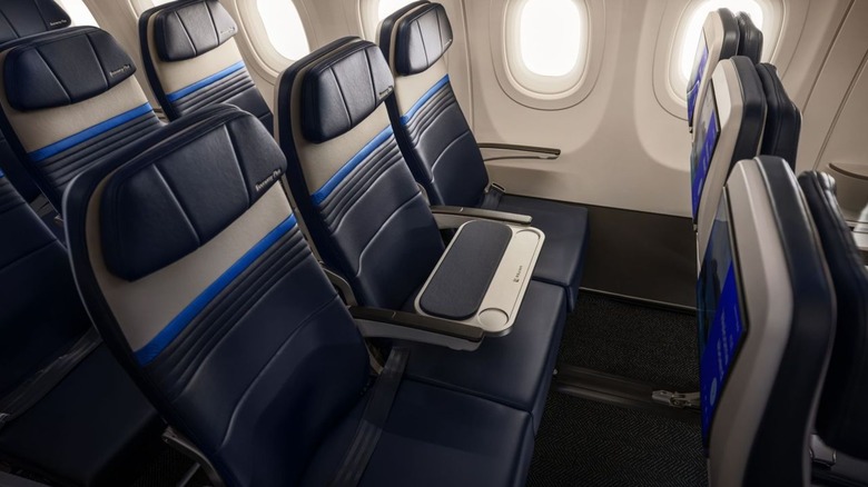 New middle seat extension on United Airlines