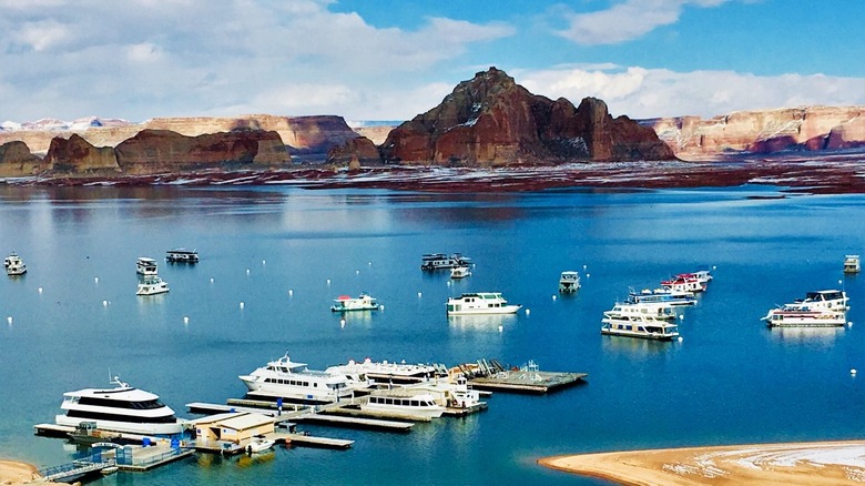 Boats out on the water on Lake Powell, Utah