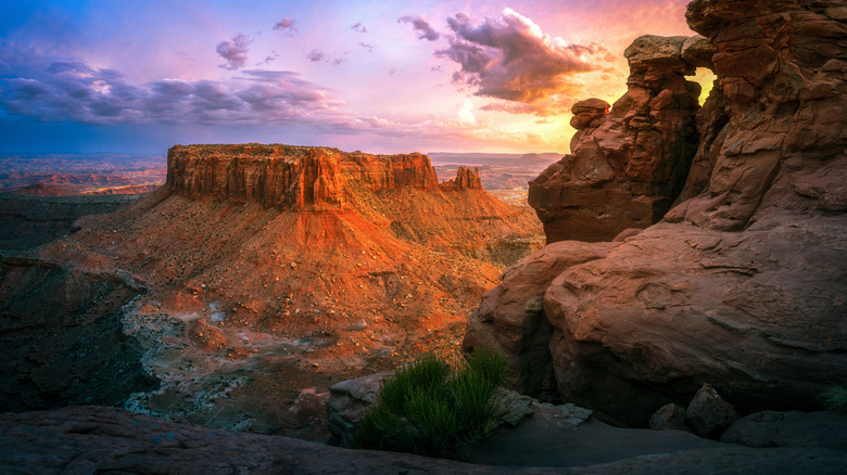panoramic view from grand view point overlook