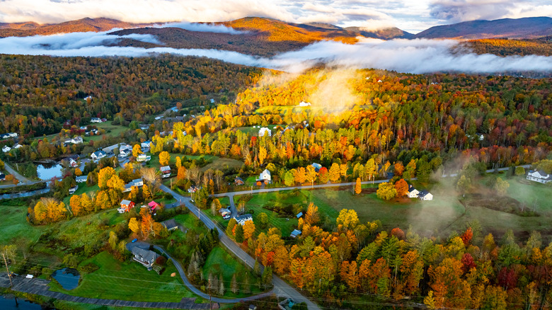 An aerial view of Vermont' route 100