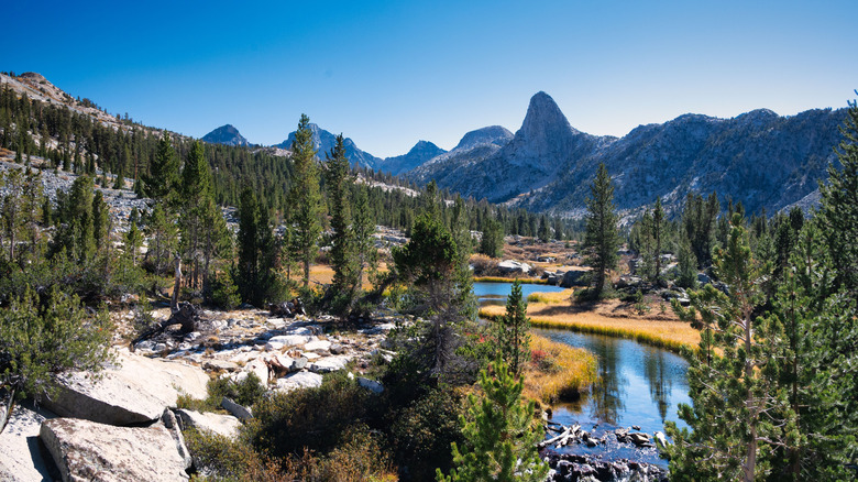 A beautiful view of Rae Lakes Loop in Kings Canyon National Park, California