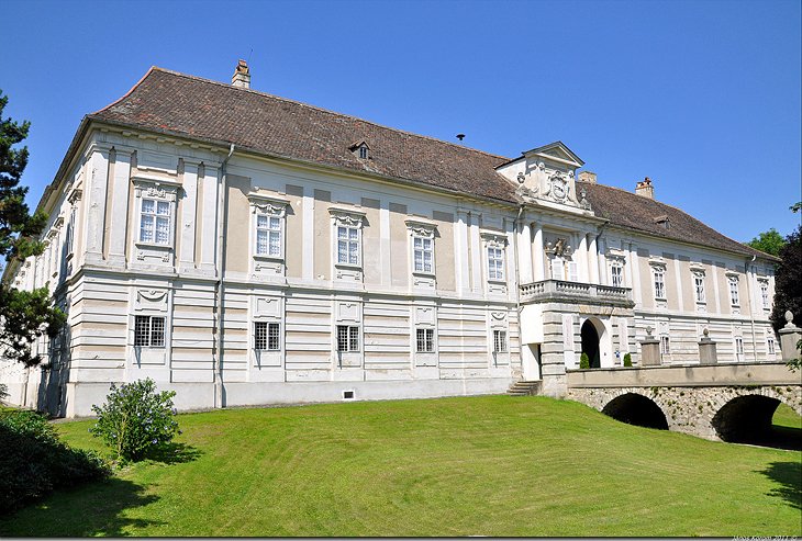 Rohrau Castle