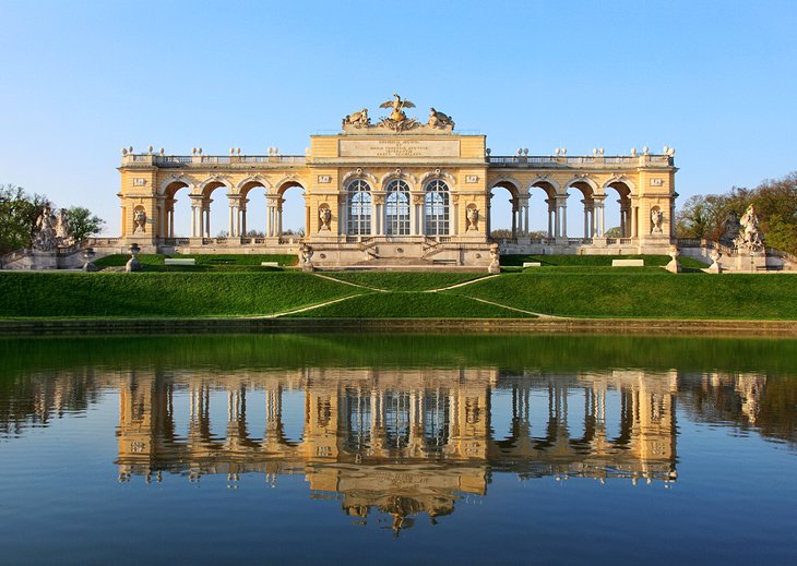 Resultado de imagem para gloriette schonbrunn