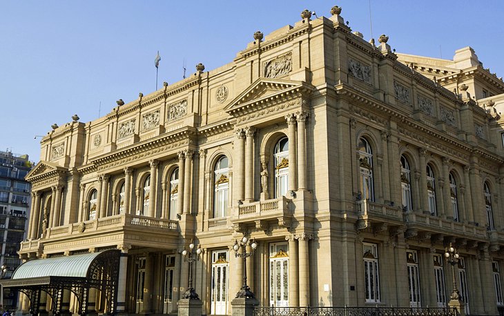 The Colón Theater