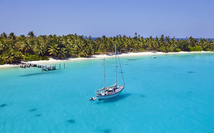 Cossies Beach, Cocos (Keeling) Islands