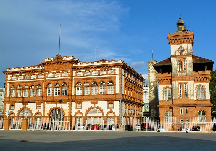 Alfândega (Customs House) and Floating Dock