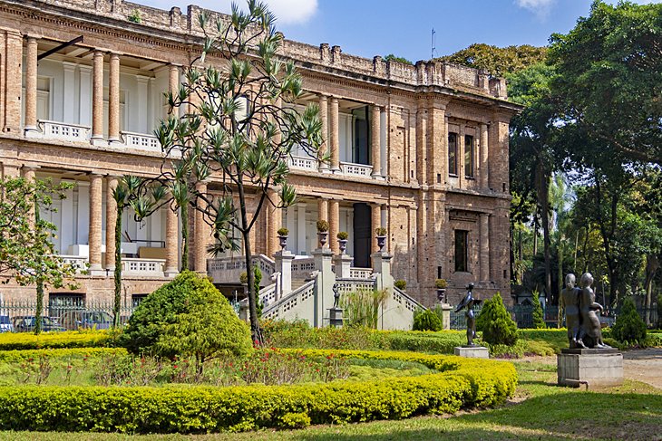 Pinacoteca do Estado (Art Gallery of the State of São Paulo)