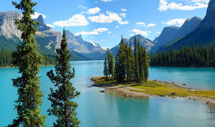 15 atracciones turísticas mejor calificadas en Alberta