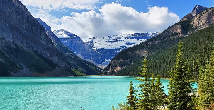 15 atracciones turísticas mejor calificadas en Alberta