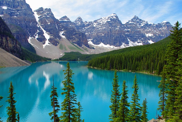 alberta tourist attractions