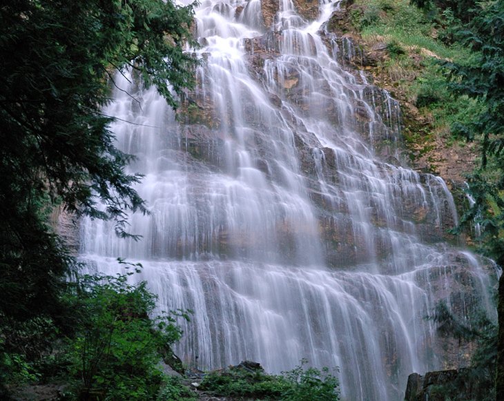 Bridal Falls and Bridal Veil Falls Provincial Park