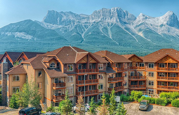 tourist homes canmore